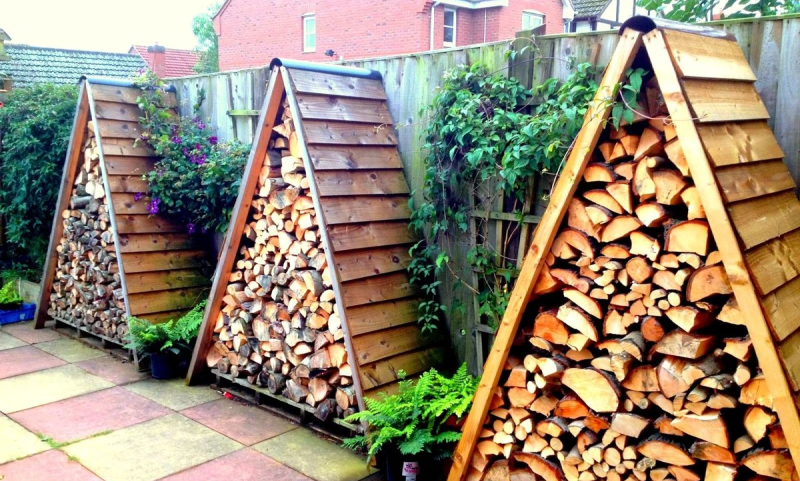 Треугольный дровник