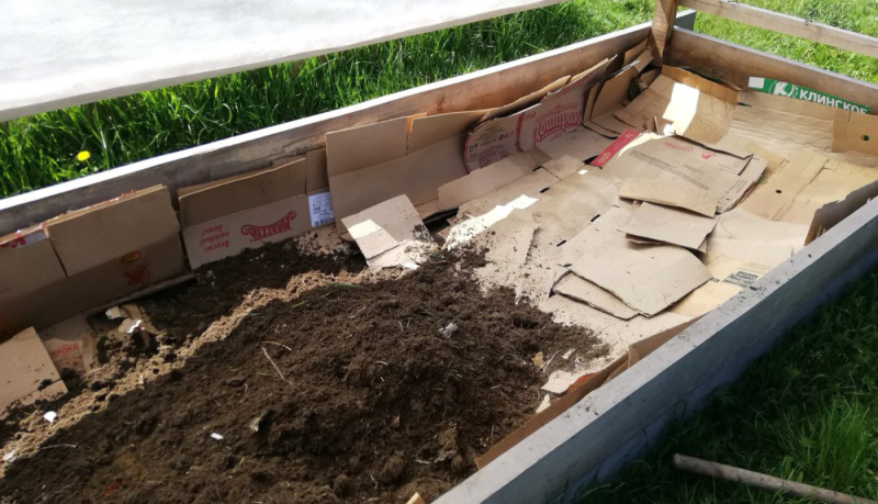 Засыпаем компост