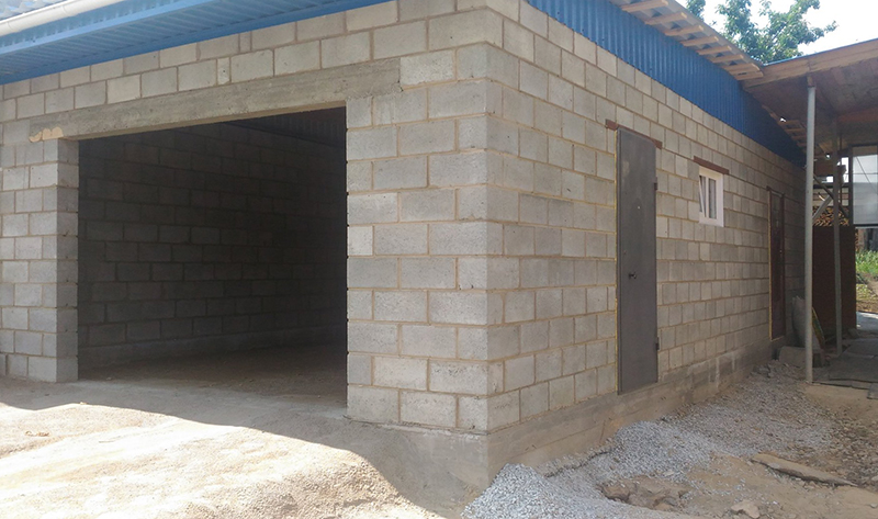 Гараж из газобетона