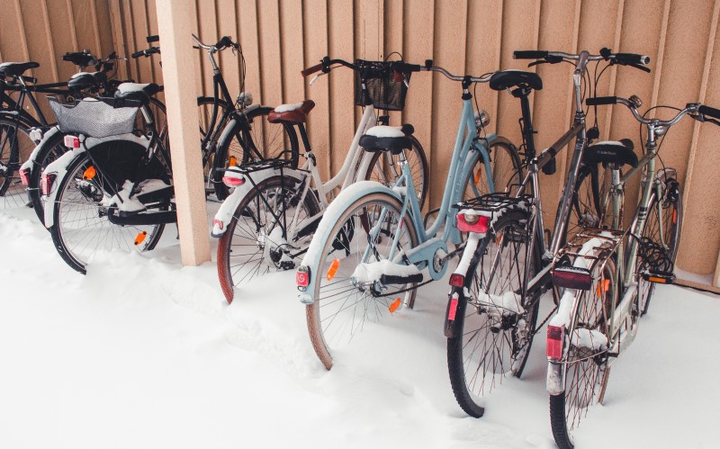 Неправильное сезонное хранение сокращает время службы велосипеда