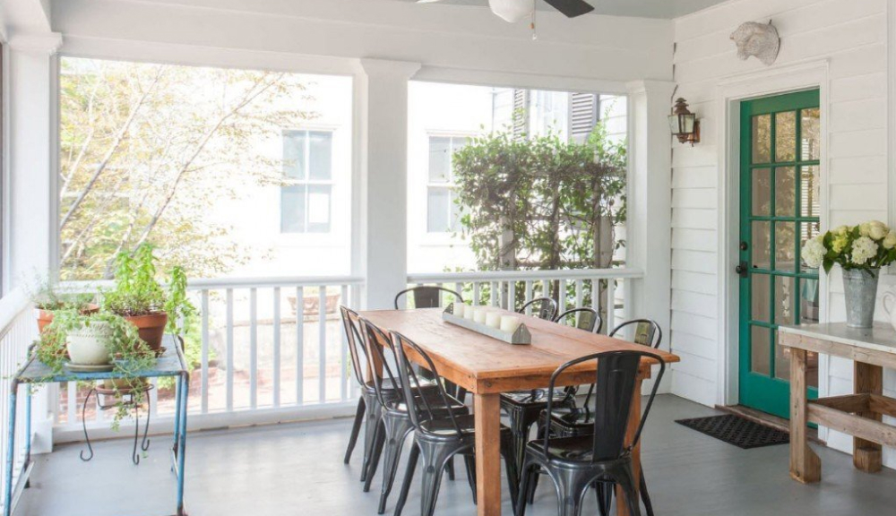 Обеденная зона на террасе