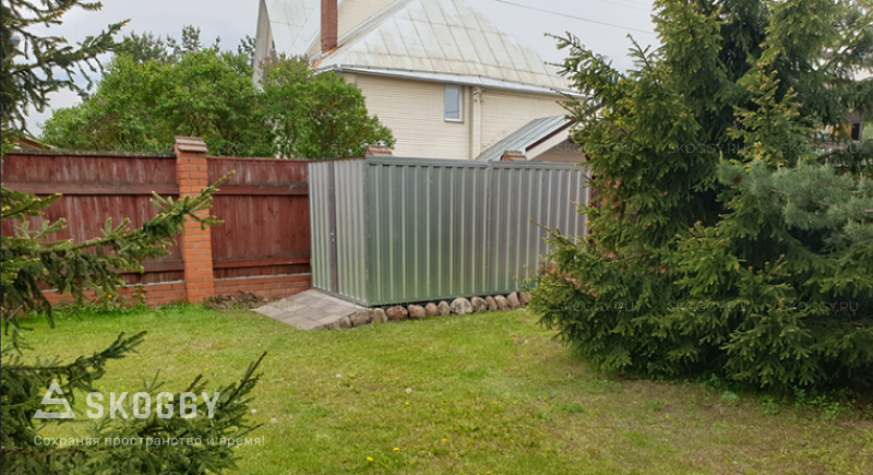 Металлический хозблок SKOGGY на плитке