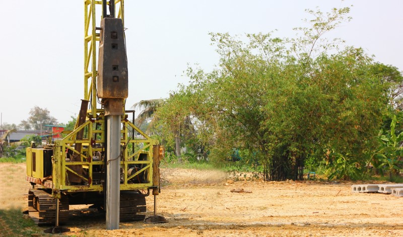 Бурим скважину