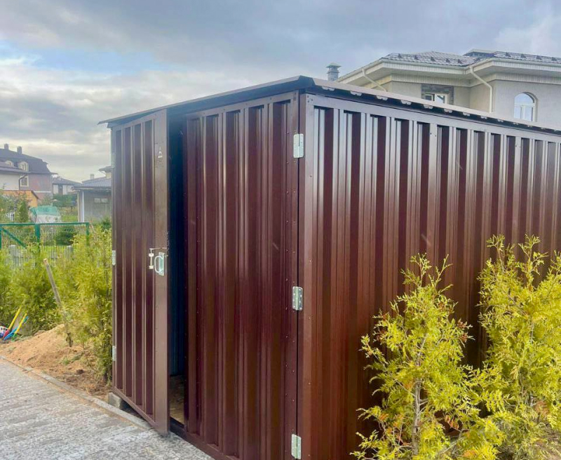 Бытовка из железа SKOGGY – практичный и надёжный вариант для хранения минеральных удобрений