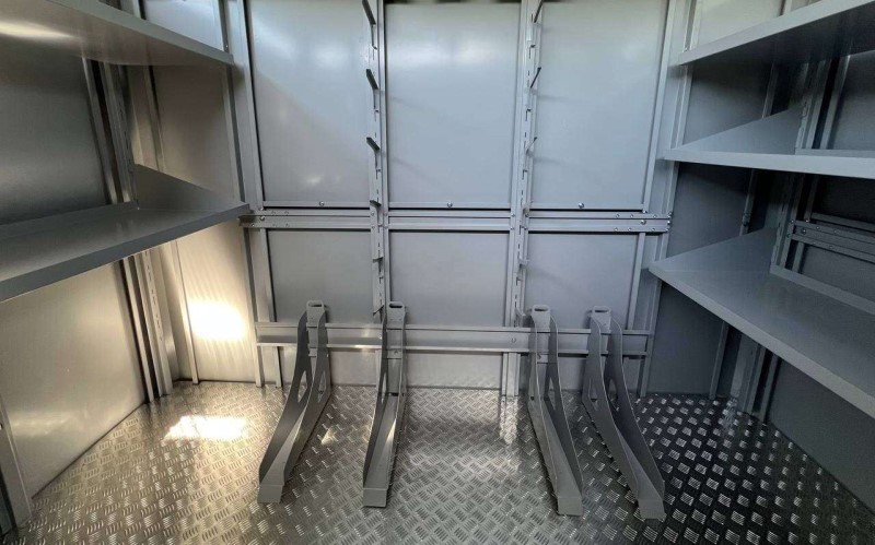 Габариты, конструкция и детали исполнения напрямую влияют на то, насколько удобно эксплуатировать помещение для хранения зимой