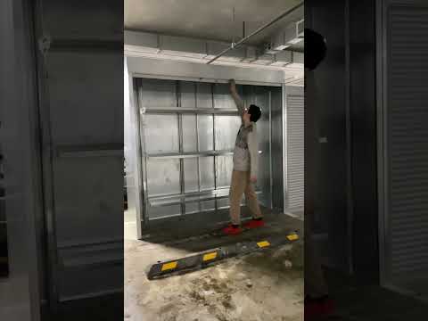 Шкаф для паркинга с рольставнями