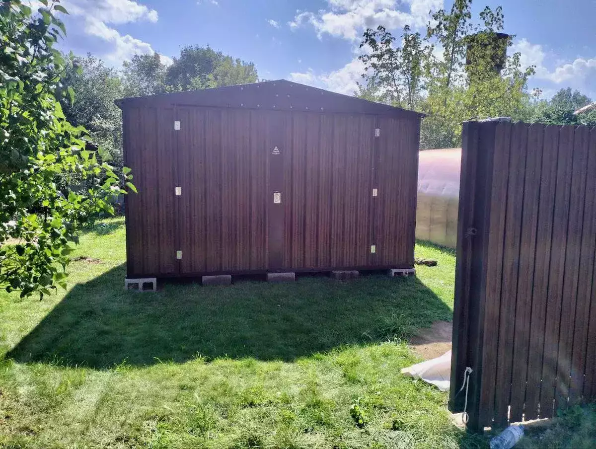 Гараж для хранения личных вещей в двойной расцветке в с. Успенское, Одинцовский р-н, МО