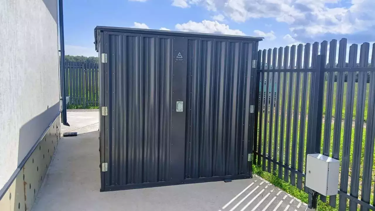 Хозблок для садового инвентаря в графитовом цвете в пос. Бородино, Дмитровский м.о, МО