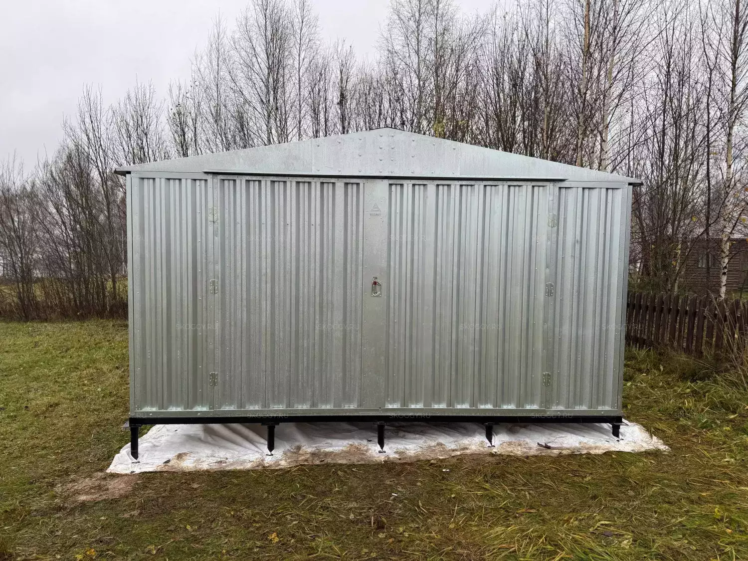 Хозблок для садового инвентаря и хозяйственных инструментов в цинковом цвете в дер. Печёры, Зубцовский р-н, Тверская обл.