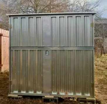 Хозблок в цинковом цвете с антивандальным засовом в д. Глухино, Клинский р-н, МО