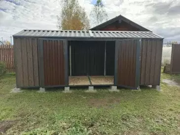 Хозблок для газонокосилки и садового инвентаря в расцветке "под дерево" в СТ Рассвет, Павлово-Посадский р-н, МО