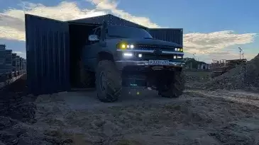 Масштабный автомобильный гараж в расцветке "под дерево" Дуб Грей в пос. Первомайское, Филимонковский р-н, г. Москва