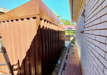 Сбоно-разборный хозблок СКОГГИ из профнастила для инвентаря в д. Владычино