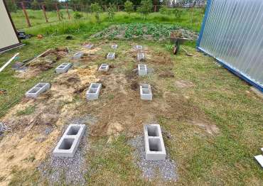 Блоки для установки контейнера Скогги в д. Русановская