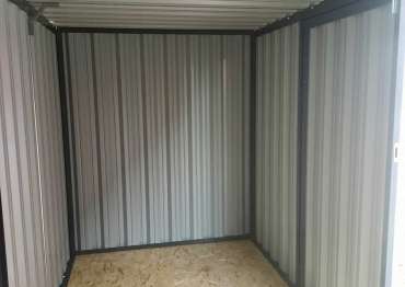 Хозблок СКОГГИ внутри в д. Александровка