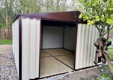 Вместительный хозблок в д. Ханево