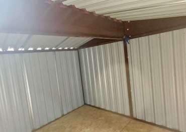 Вид изнутри хозблока для хранения в г. Обнинск, Калужская область