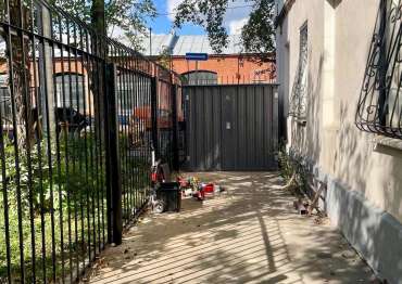 Хозблок для хранения с плоской крышей в графитовом цвете для компании "Мосгаз", г. Москва