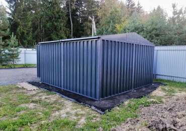 Гараж для мототехники с двускатной крышей в дер. Селятино, г. Наро-Фоминск, МО