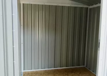 Нестандартный контейнер для хранения вещей в с. Страхово, Тульская область