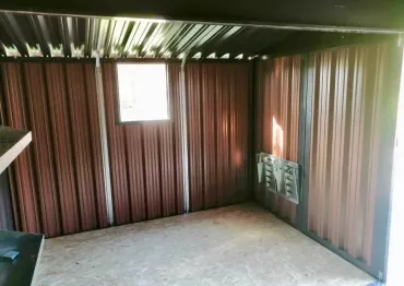 Вместительный хозблок для хранения садового инвентаря в двойной расцветке в СНТ Сказочный, г.о. Серпухов, МО