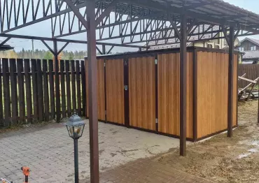 Контейнер с плоской крышей в коричневых тонах в ДПК Золотые сосны, Александровский р-н, Владимирская область