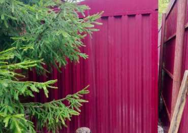 Вместительный хозблок для дачи винного цвета для заказчика в СНТ Ромашка, Петушинский р-н, Владимирская область