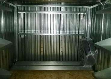 Вместительный контейнер в цинковом цвете для хранения вещей в Клаус паркинг