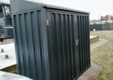 Компактный нестандартный малыш-контейнер для хранения инвентаря в дер. Покровское, г.о. Истра, МО