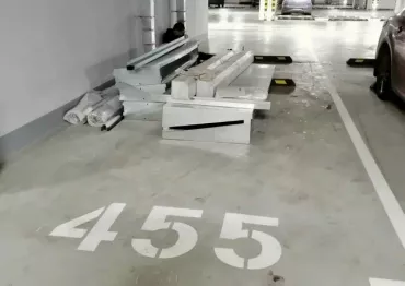 Стильные и современные два шкафа для паркинга в Москве на улице Архитектора Щусева