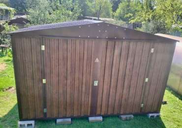 Стильный гараж для хранения личных вещей в двойной расцветке в с. Успенское, Одинцовский р-н, МО