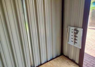 Многофункциональный гараж для мототехники в двойной расцветке в КП Гельвеция, Тульская область