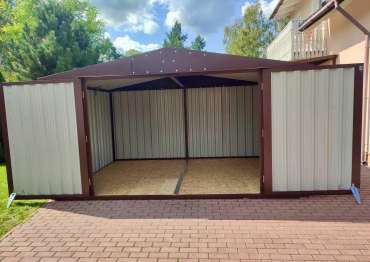 Вместительный гараж для мототехники в двойной расцветке в КП Гельвеция, Тульская область