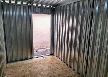 Эксклюзивный гараж 4 х 6 м с блестящей цинковой отделкой