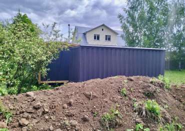 Практичный хозблок с плоской крышей в графитовом цвете в г. Раменское, МО