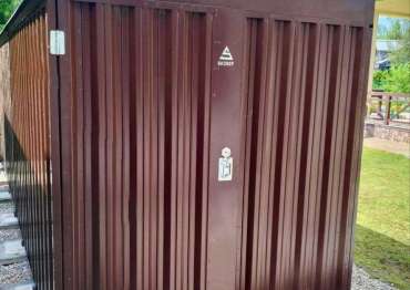 Современный контейнер для хранения различных вещей в двойной расцветке в КП Визендорф, Пушкинский р-н, МО