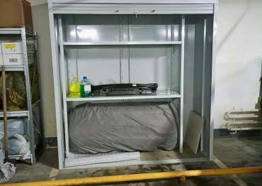 Надежный шкаф в паркинг для хранения вещей в г. Москва