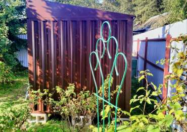 Надежный хозблок для хранения садовой техники в шоколадном цвете в СНТ Ясная поляна, Раменский р-н, МО