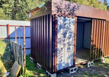 Роскошный хозблок для хранения садовой техники в шоколадном цвете в СНТ Ясная поляна, Раменский р-н, МО