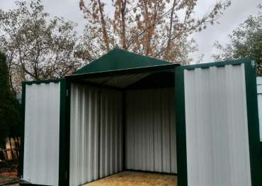 Многофункциональный хозблок для личных вещей в сочном зеленом цвете в дер. Малые Горки, Наро-Фоминский р-н, МО