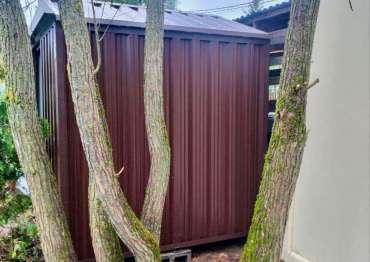 Два стильных хозблока для стройматериалов и инвентаря в шоколадном цвете в дер. Дунино, Одинцовский р-н, МО