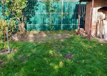 Надежный хозблок для садового инвентаря в ярком зеленом цвете в СНТ Надежда, Конаковский р-н, Тверская область