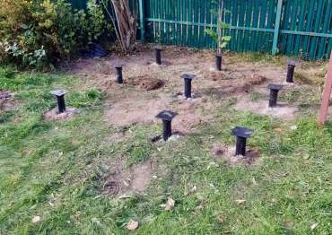 Инновационный хозблок для садового инвентаря в ярком зеленом цвете в СНТ Надежда, Конаковский р-н, Тверская область