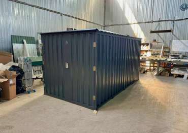 Современный хозблок для хранения садового инвентаря в брутальном графитовом цвете в дер. Острожки, г.о. Домодедово, МО