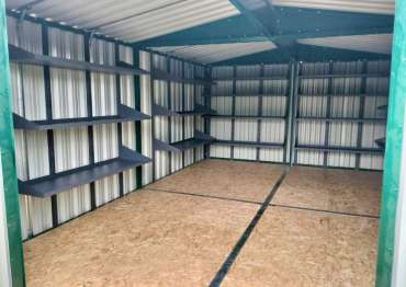 Стильный хозблок для хранения инвентаря в ярком зеленом цвете в дер. Жостово, Мытищинский р-н, МО