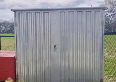 Современные дровницы для хранения техники на вертолетной площадке, г. Москва