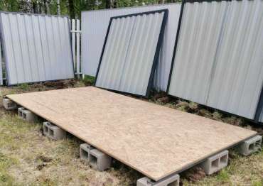 Основа под контейнер для хранения садового инвентаря в графитовом цвете в дер. Лаптево, Раменский р-н, МО