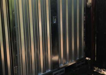 Компактный хозблок в цинковом цвете для садового инвентаря в дер. Поседкино, г.о. Мытищи, МО