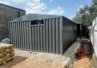 Хозблок с двускатной крышей в дер. Михайловка, г.о. Истра, МО