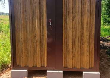 Секционный хозблок с двускатной крышей в дер. Новая, г.о. Серпухов, МО